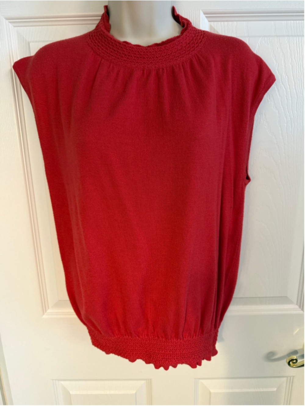 Ann Taylor Smocked Mock Neck Sweater Tank Top SZ small Red